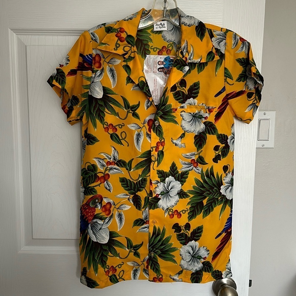 King KAMEHA, Youth XS Hawaiian shirt for young men 12/14 Small button down